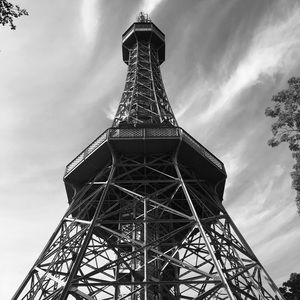 Meet your Posher, Avery